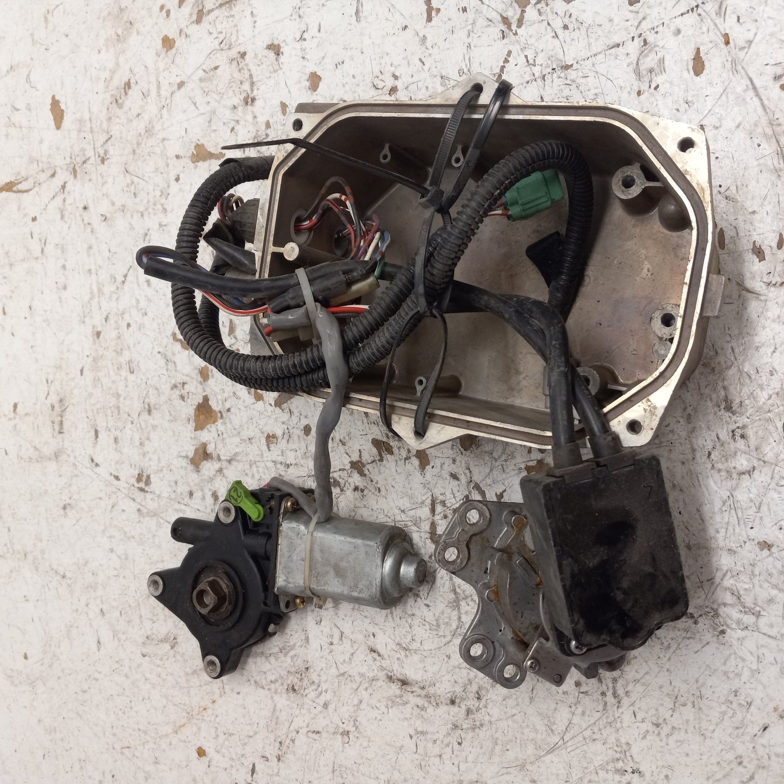 Kawasaki Jet Ski 1999-2005 Ultra 130/150 OEM Trim Control Unit # 21175-3712