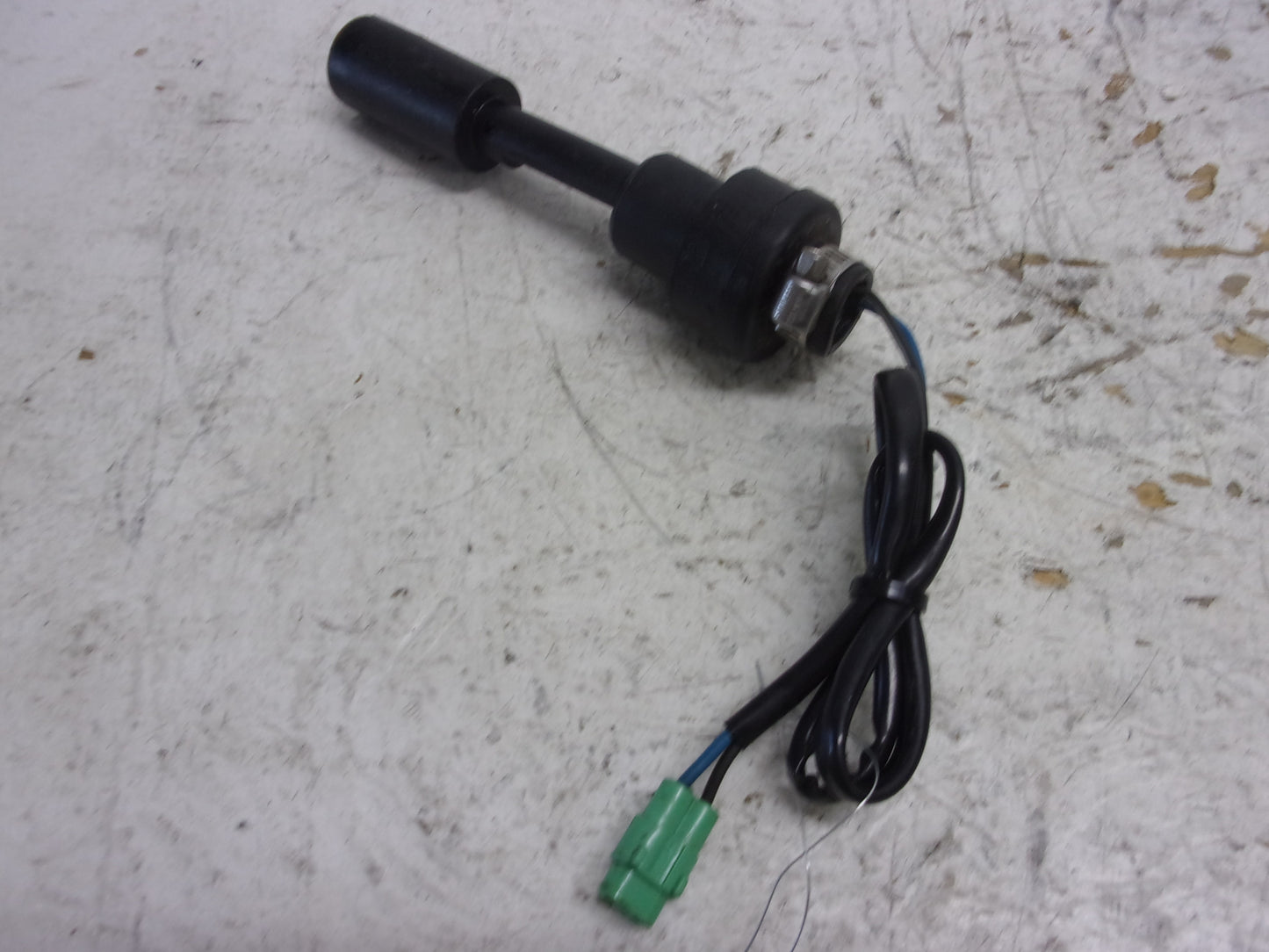 Kawasaki Jet Ski 1995-1997 ZXI 750/900 OEM Oil Level Switch Assembly 27010-3740