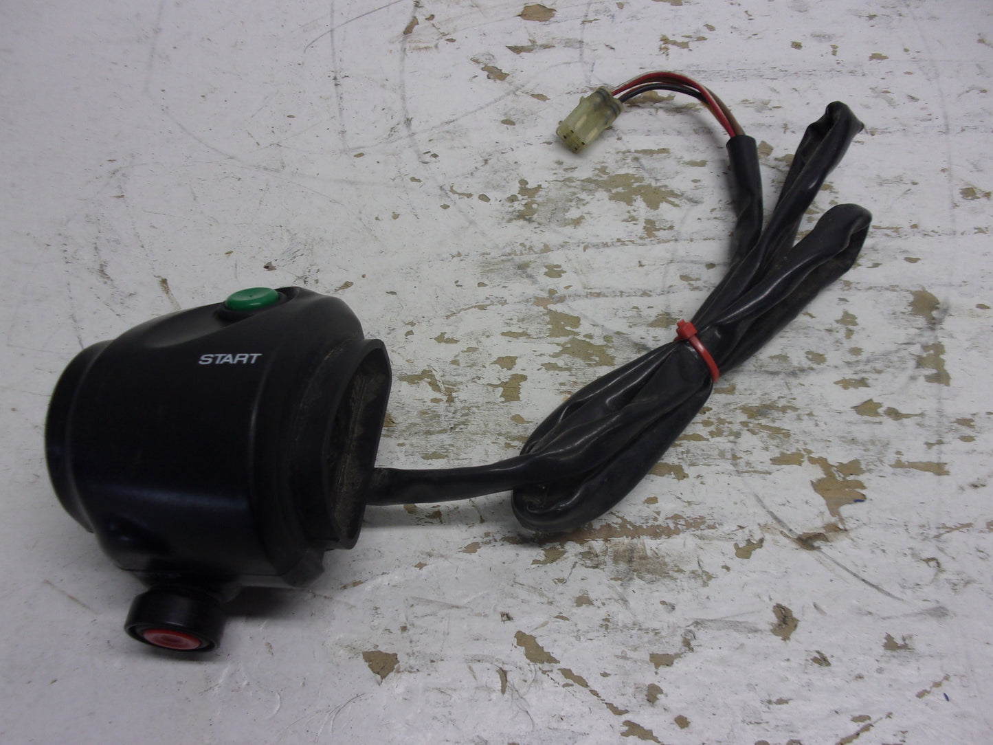 Honda Aquatraxx 2002 F-12 F-12X OEM Start Stop Switch Housing # 35013-HW1-670