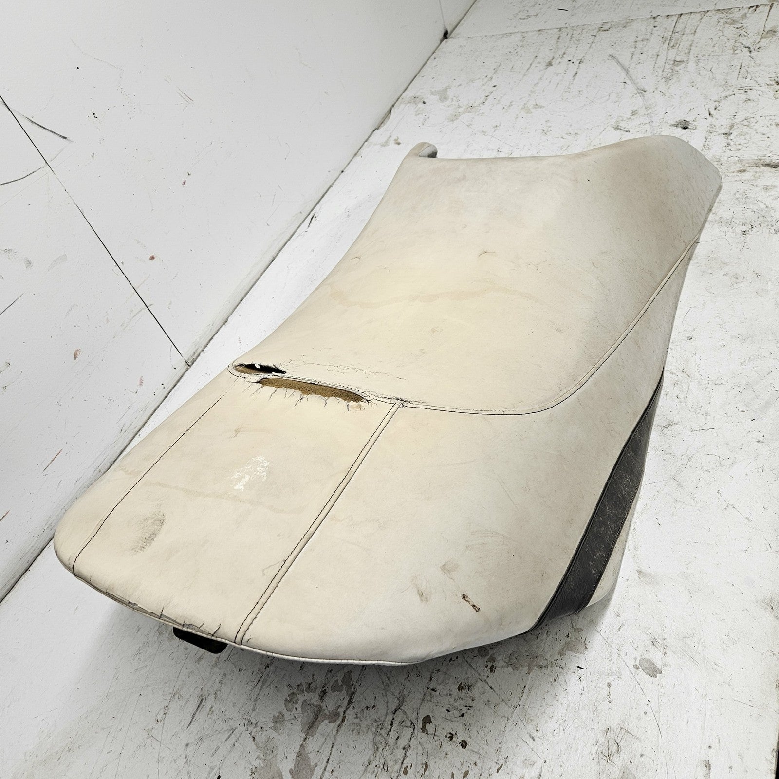 Yamaha WaveRunner PWC 2019 VX Cruiser / Deluxe OEM Double Seat # F2X-U371A-B0-00