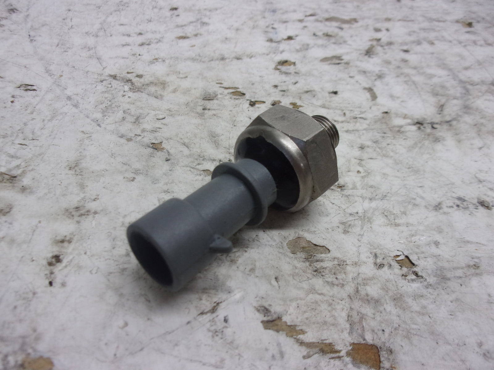 Sea Doo 2008-2012 GTX RXP RXT GTI Wake OEM Oil Pressure Switch Part# 420856532