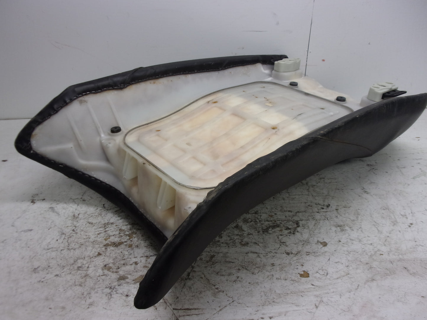 Yamaha Waverunner 1998-1999 XL760/1200 OEM Double Seat Assembly GU2-U371A-10-00
