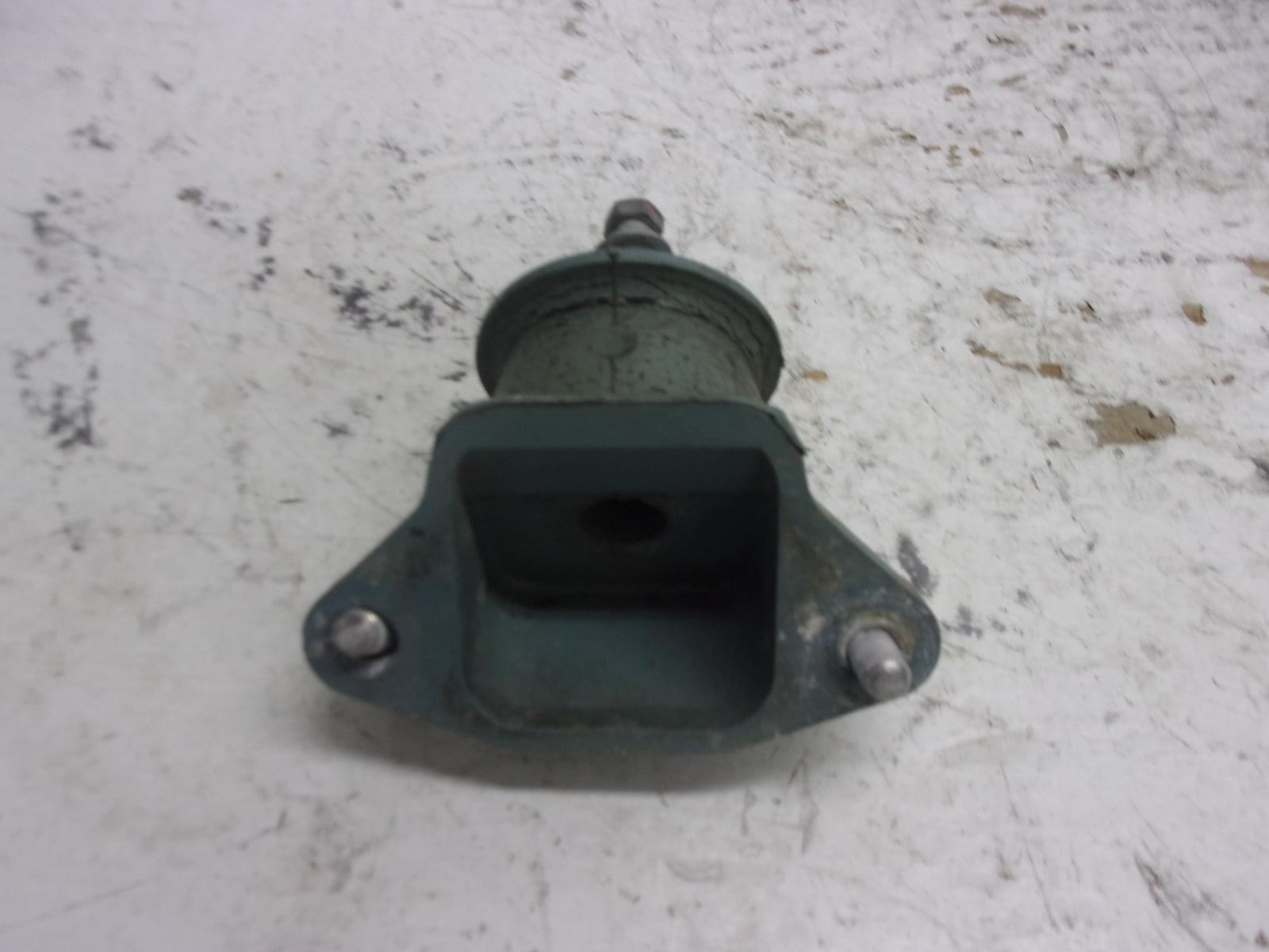 Yamaha WaveRunner 1996-2003 SV GP XL OEM Engine Mount Set Part# 63M-44517-01-5B