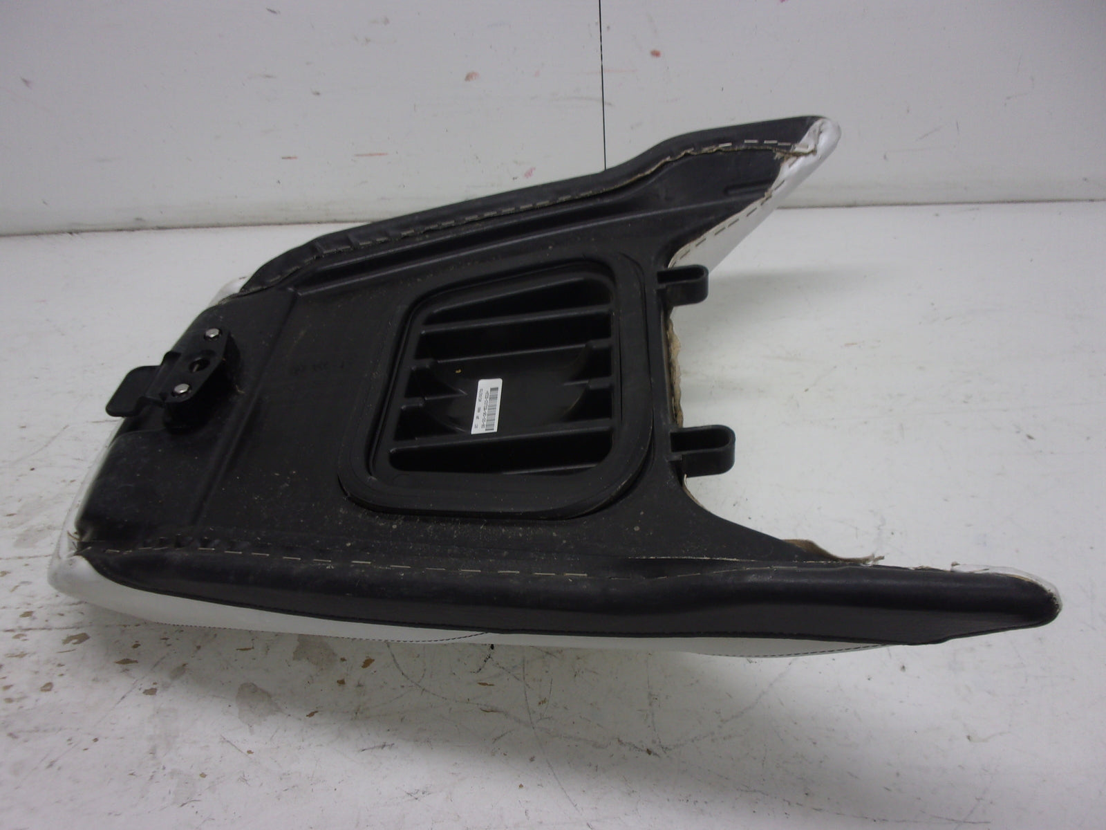 Yamaha WaveRunner 2017-2019 VX Cruiser/Deluxe OEM Passenger Seat F2X-U372A-90-00