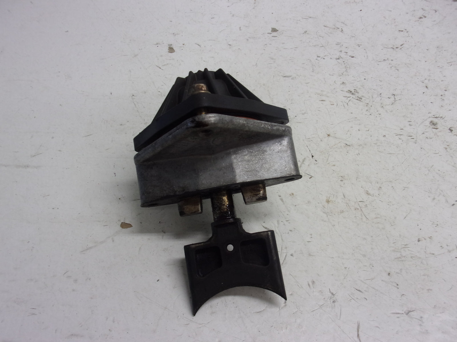 Polaris Snowmobile 2008-2011 IQ Dragon RMK Pro OEM Power Valve Assembly 5135801