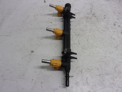 Yamaha 2016-2017 VX V1 EX Barely Used OEM Fuel Rail + Injectors 6EY-13761-00-00