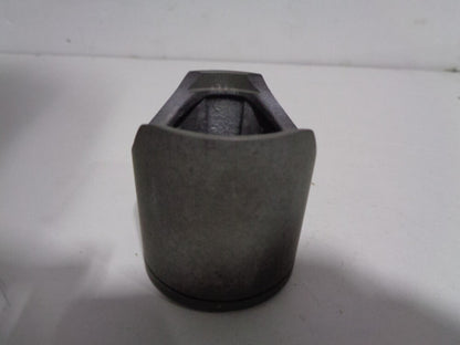 Suzuki Dirt Bike 1998-1999 RM-125 Standard Size OEM Piston suzuki 12110-36E30-0F