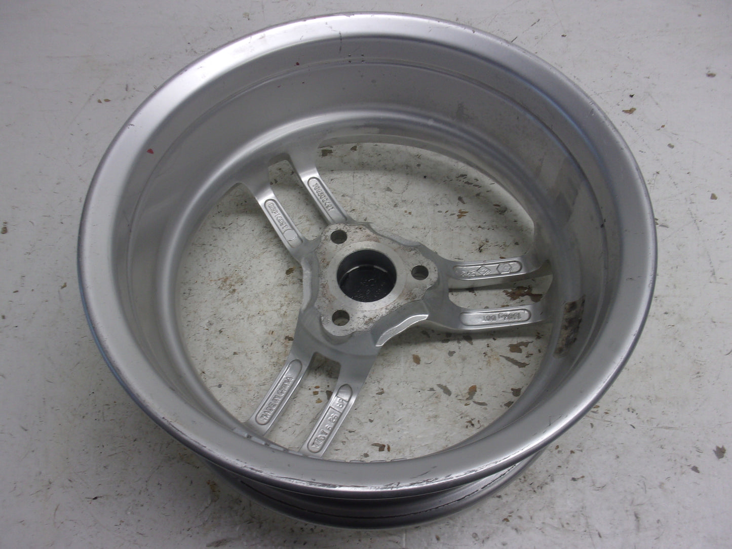 Can-Am Roadster 2010-2012 Spyder RS-S OEM Silver Front Wheel # 706201058