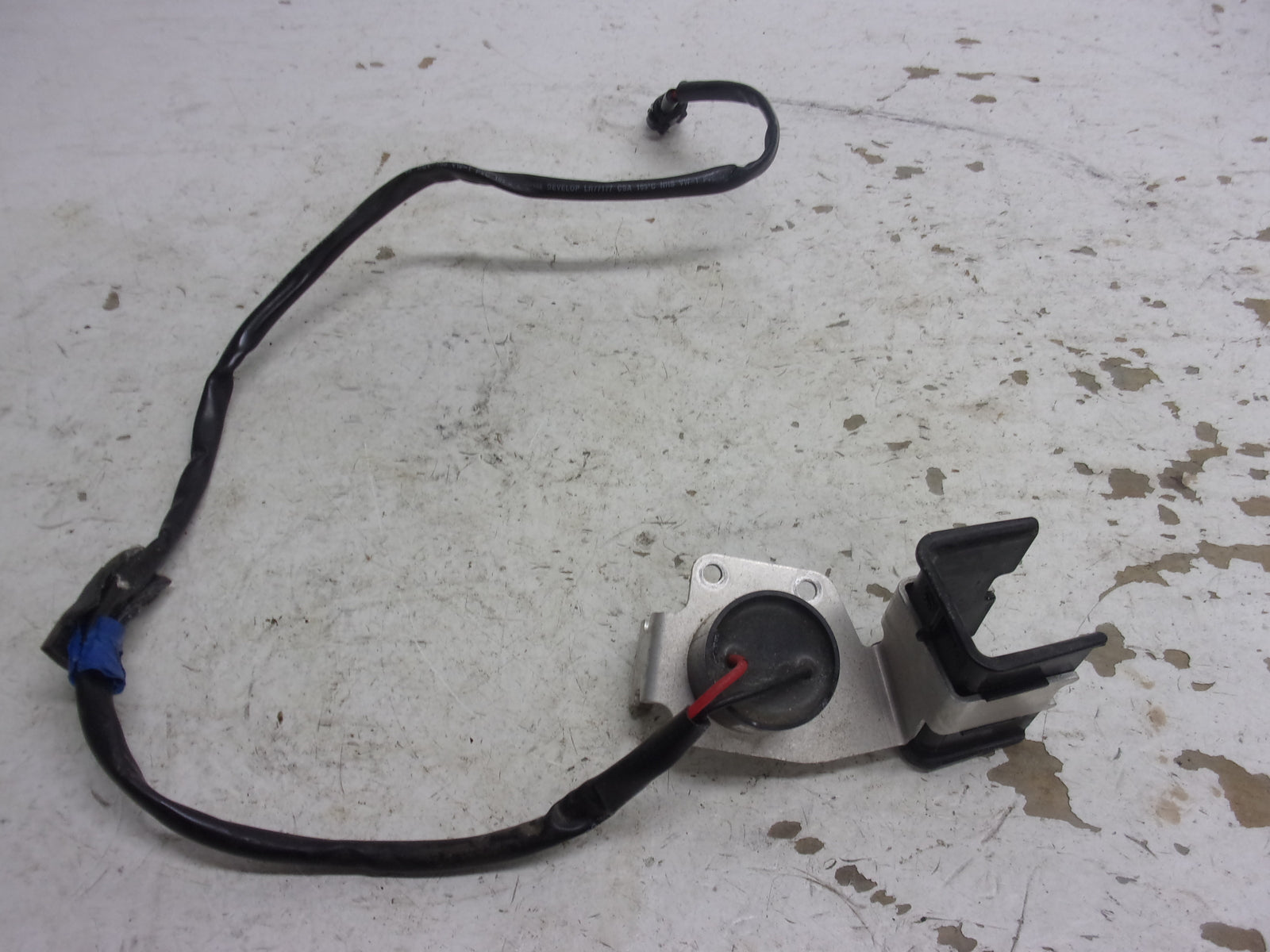 Yamaha Waverunner 2005-2022 FX GP EX V1 VX OEM Buzzer + Bracket F1S-68341-00-00