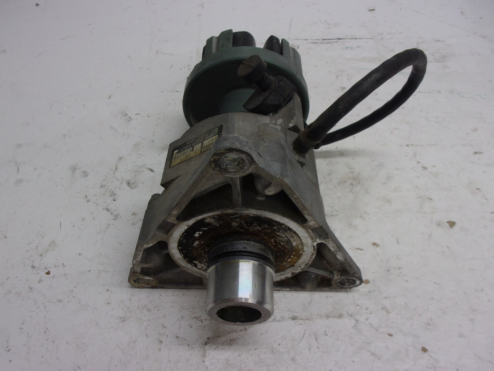 Yamaha Waverunner 1997 WaveVenture 1100 OEM Bearing Housing # 61X-45332-02-97