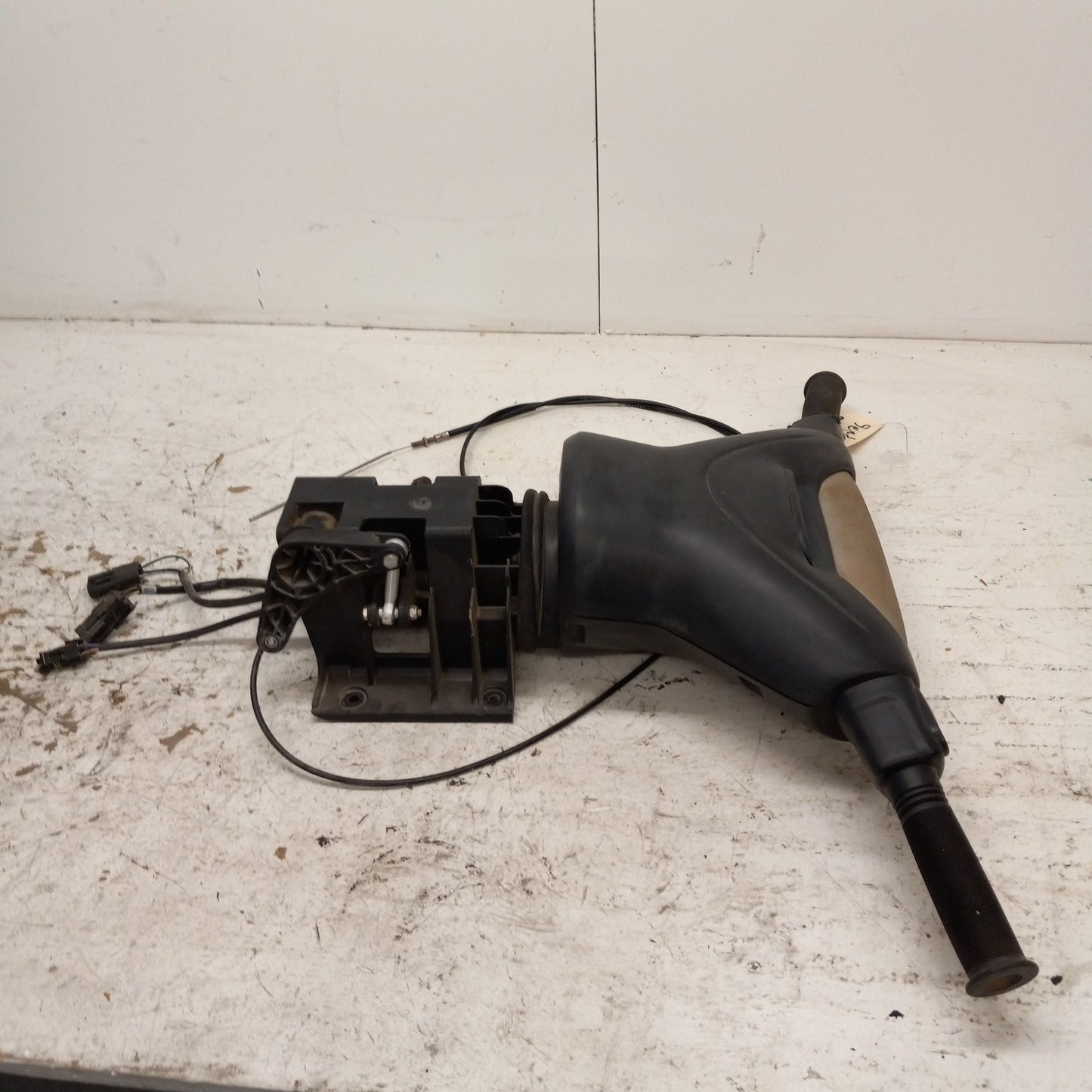 Sea Doo Bombardier 1997-2004 XP OEM Complete Handlebar Assembly Part# 277000617