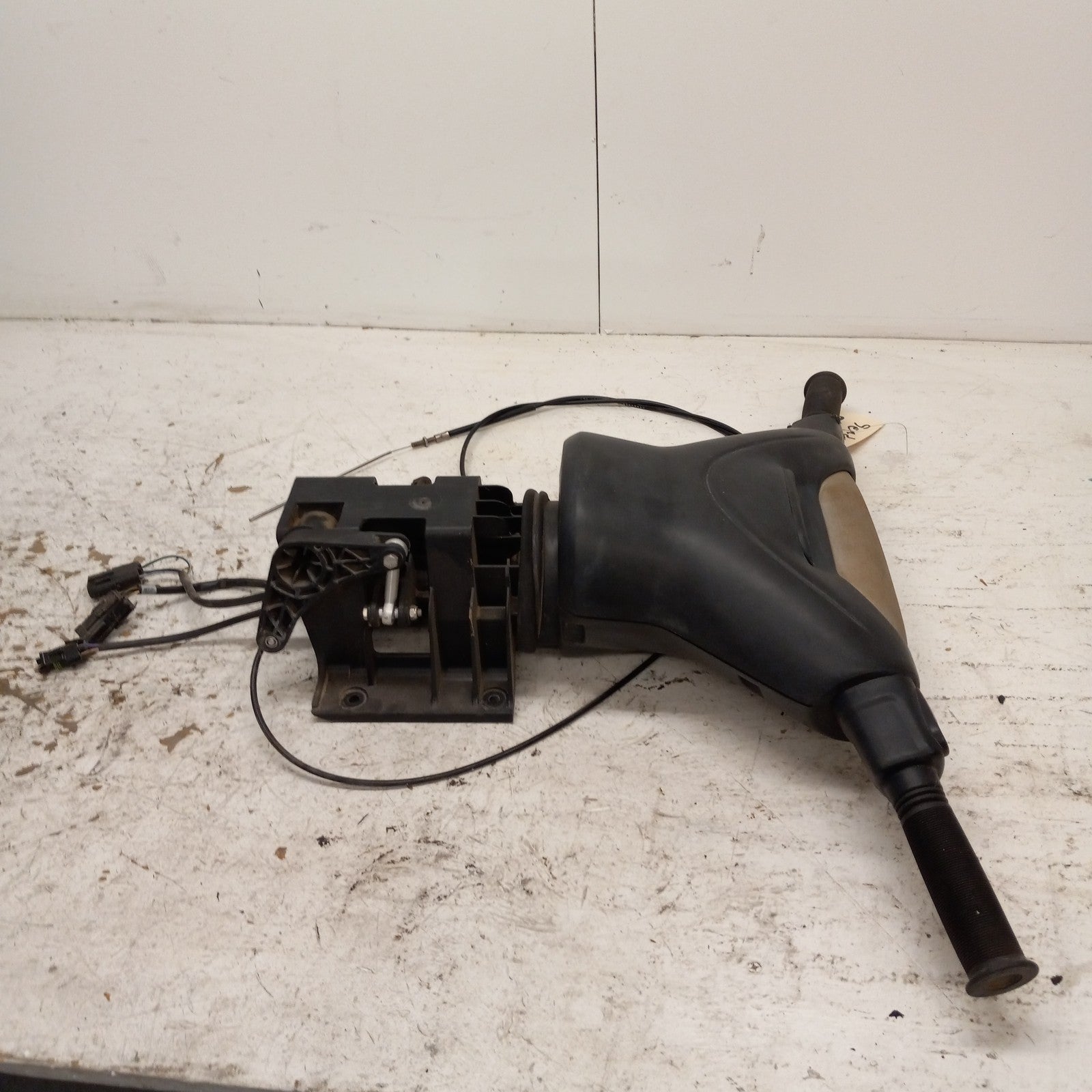 Sea Doo Bombardier 1997-2004 XP OEM Complete Handlebar Assembly Part# 277000617
