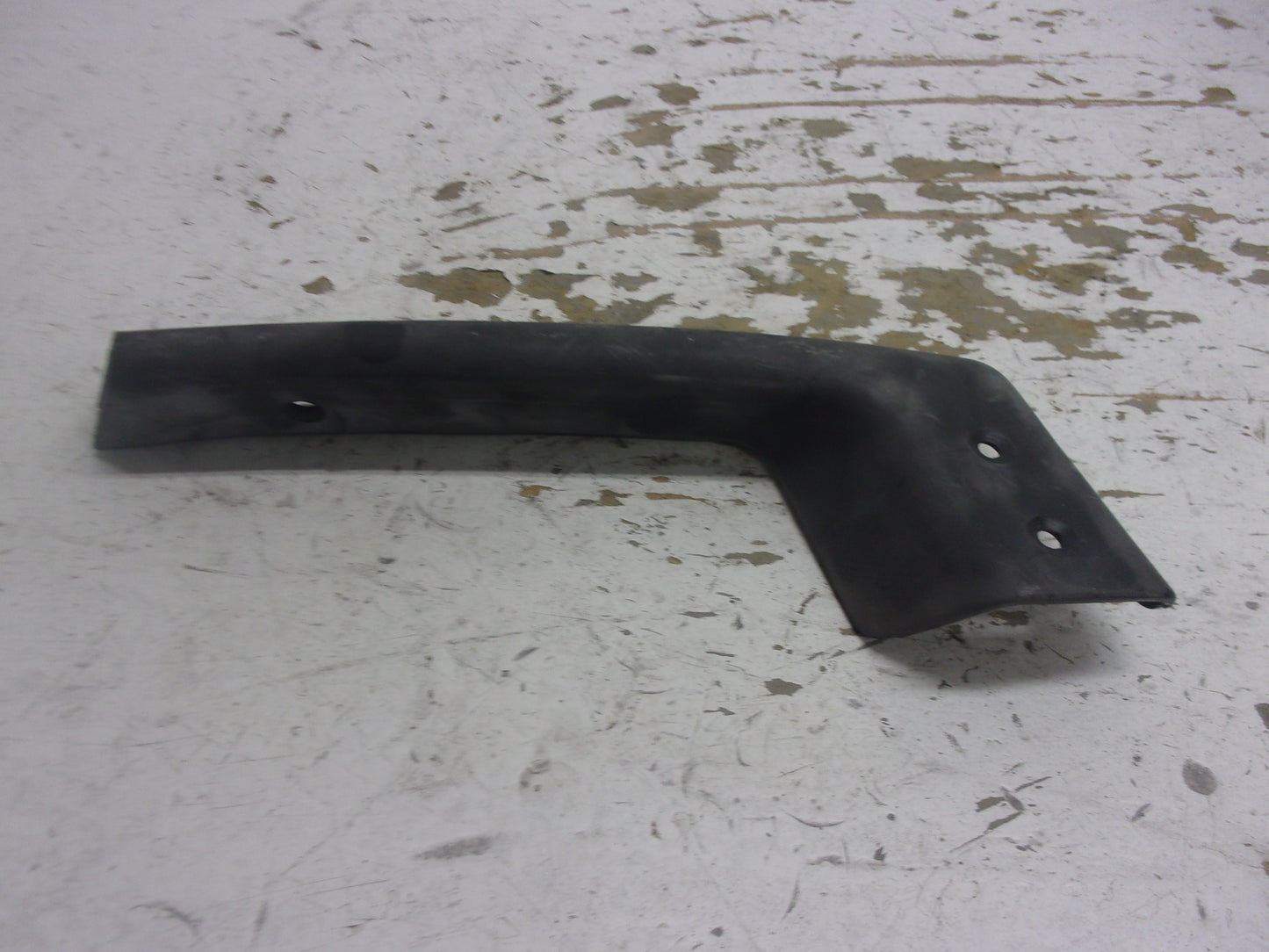 Yamaha 1991-1992  WaveRunner 3 LX OEM Black Right Gunwale Stern EU0-62513-24-00