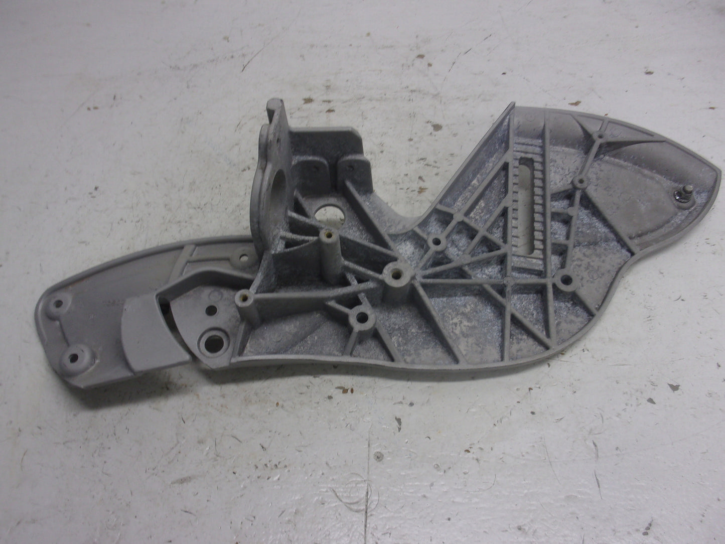 Can-Am Roadster 2010 Spyder RT/RTS OEM RH Footrest Support # 705002834