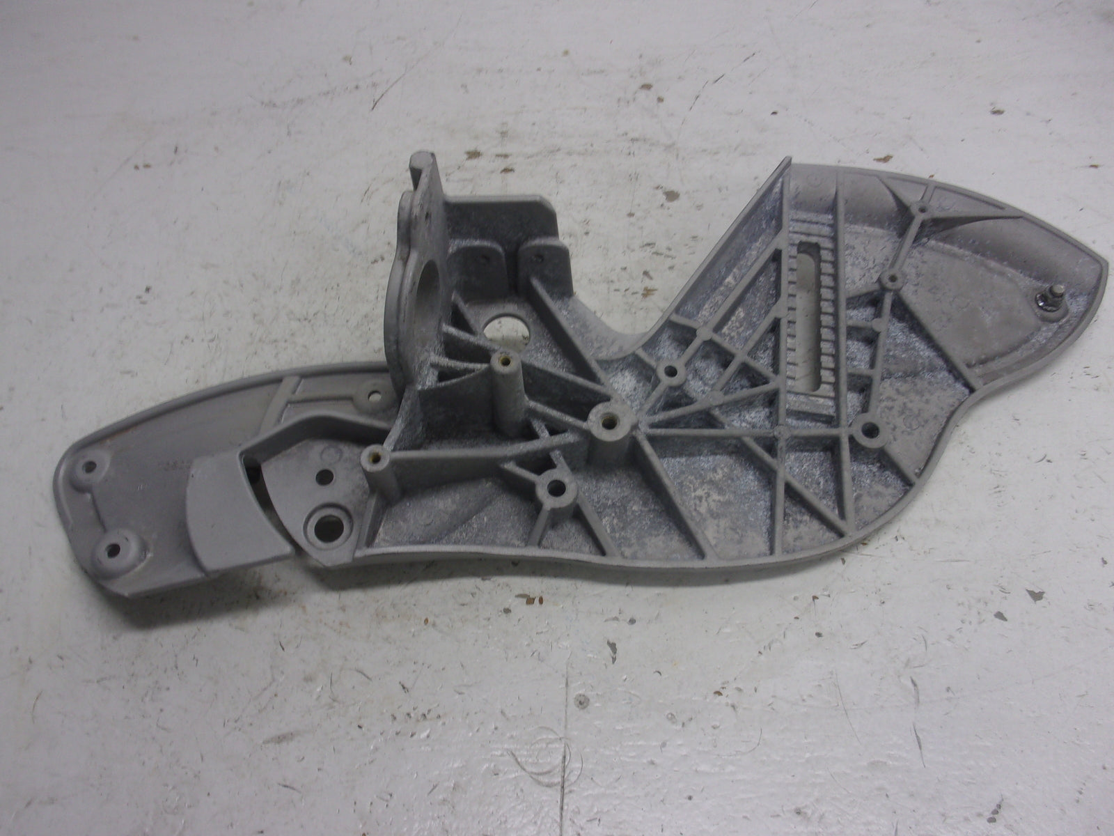 Can-Am Roadster 2010 Spyder RT/RTS OEM RH Footrest Support # 705002834