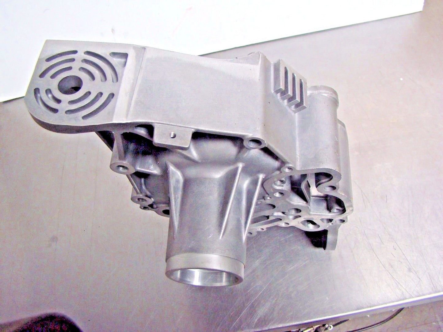 Yamaha Waverunner 2005-2011 VX110 FX New Gear Pump Cover Part# 6B6-13327-01-94