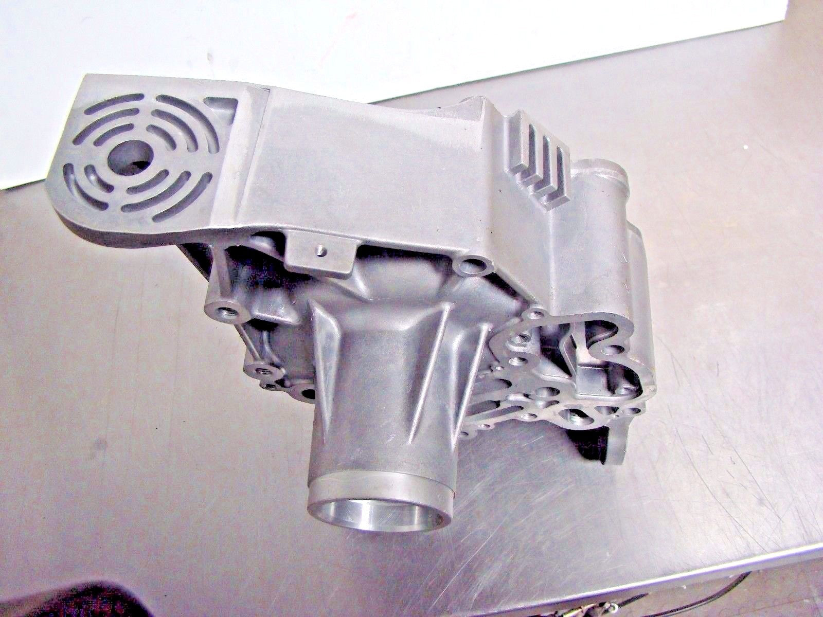 Yamaha Waverunner 2005-2011 VX110 FX New Gear Pump Cover Part# 6B6-13327-01-94