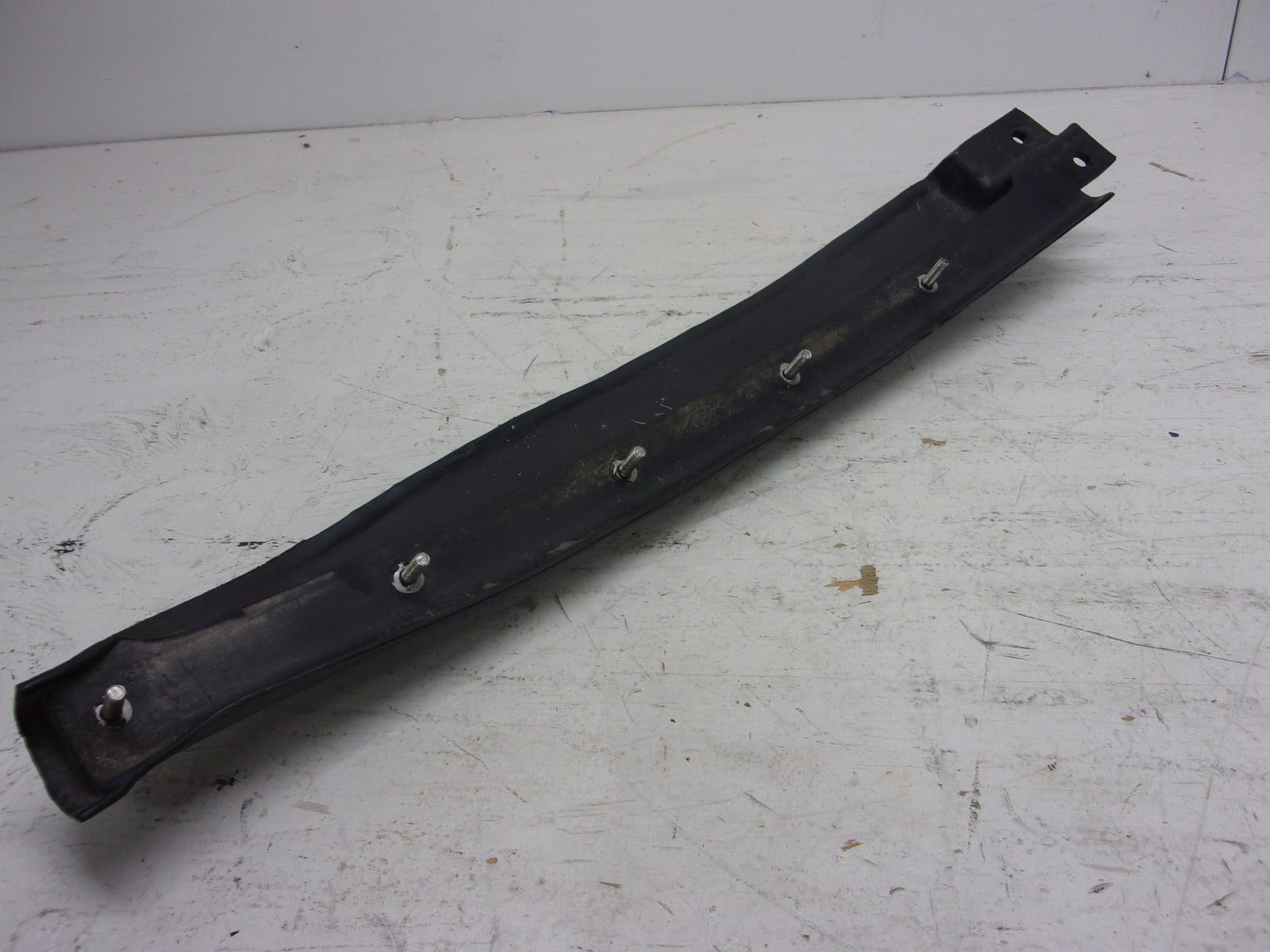 Yamaha Waverunner 1992-1993 WR3 650 OEM Black Right Side Bumper GA9-U251C-20-00