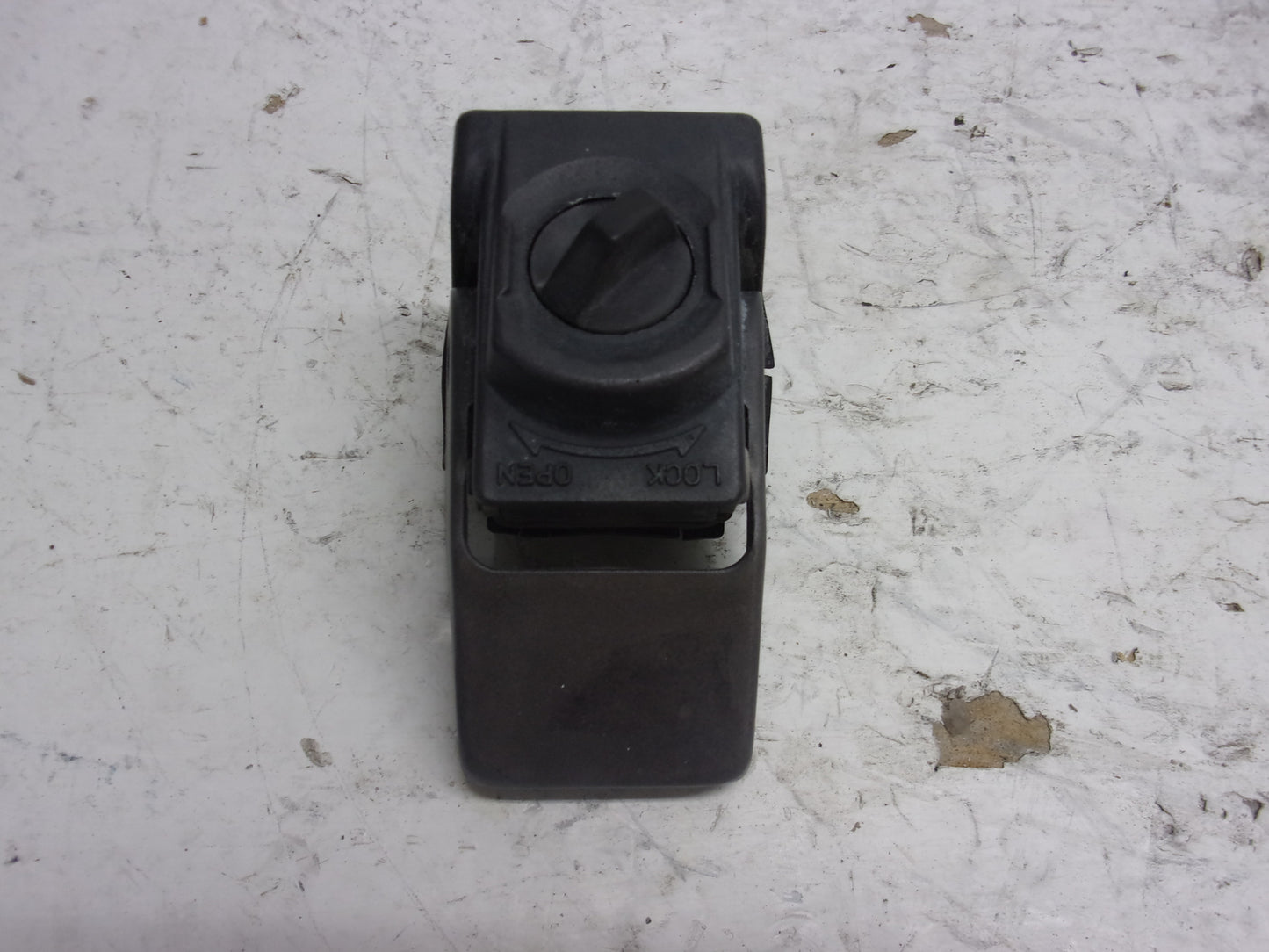 Kawasaki Jet Ski 1989-1992 TS OEM Hull Lock Assembly Part# 27017-3706