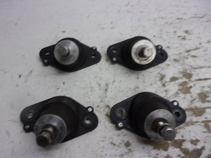 Kawasaki Jet Ski 1988-1990 TS 650SX X2 OEM Engine Damper Set Part# 92075-3724