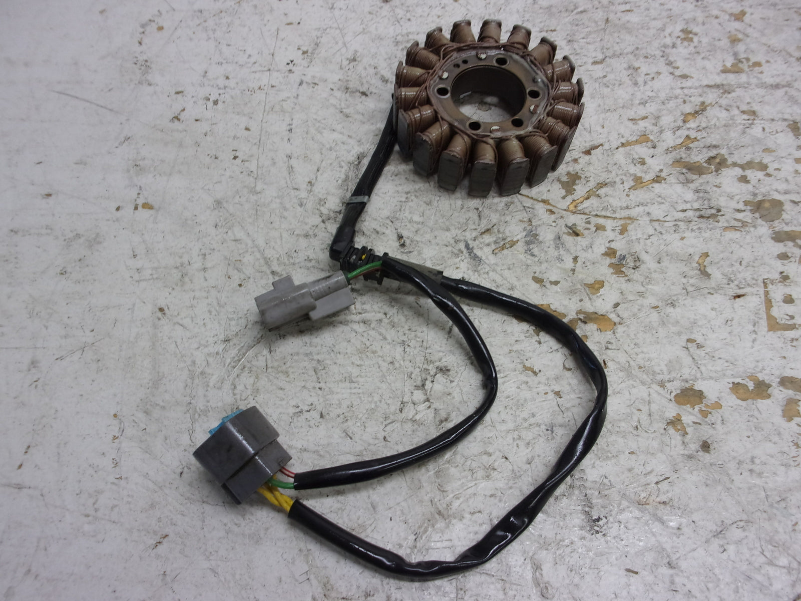 Honda  Aquatraxx 2002-2003 F-12 F-12X OEM Stator / Generator Part# 31120-HW1-671