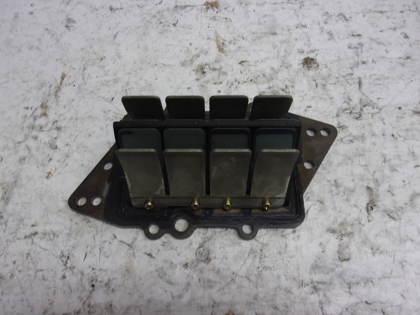 Yamaha Waverunner 1995-2005 GP XL XLT XA OEM Reed Valve Set Part 66V-13620-00-00