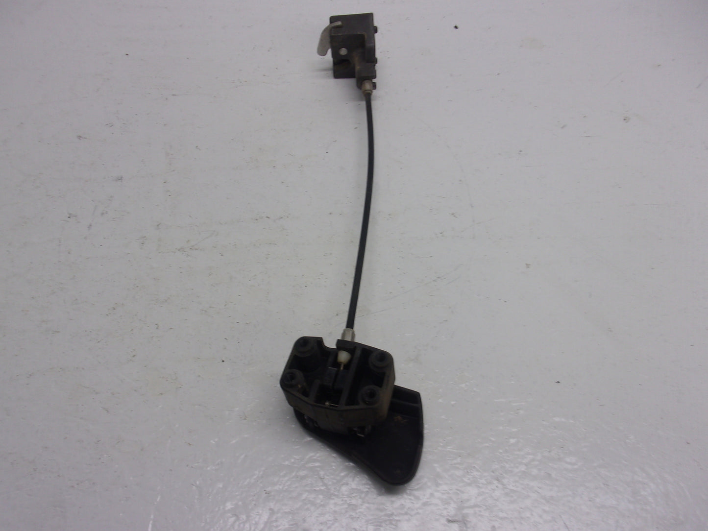 Yamaha Waverunner 2002-2005 FX1000 FX1100 FX140 Hood Latch # F1B-651A1-00-00