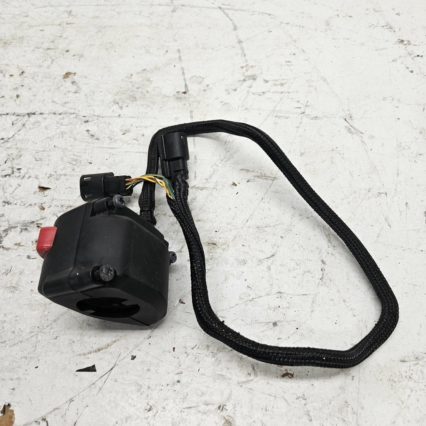 Can-Am Roadster 2019-2020 Ryker OEM Right Handlebar Switch + Grip Part 710005275