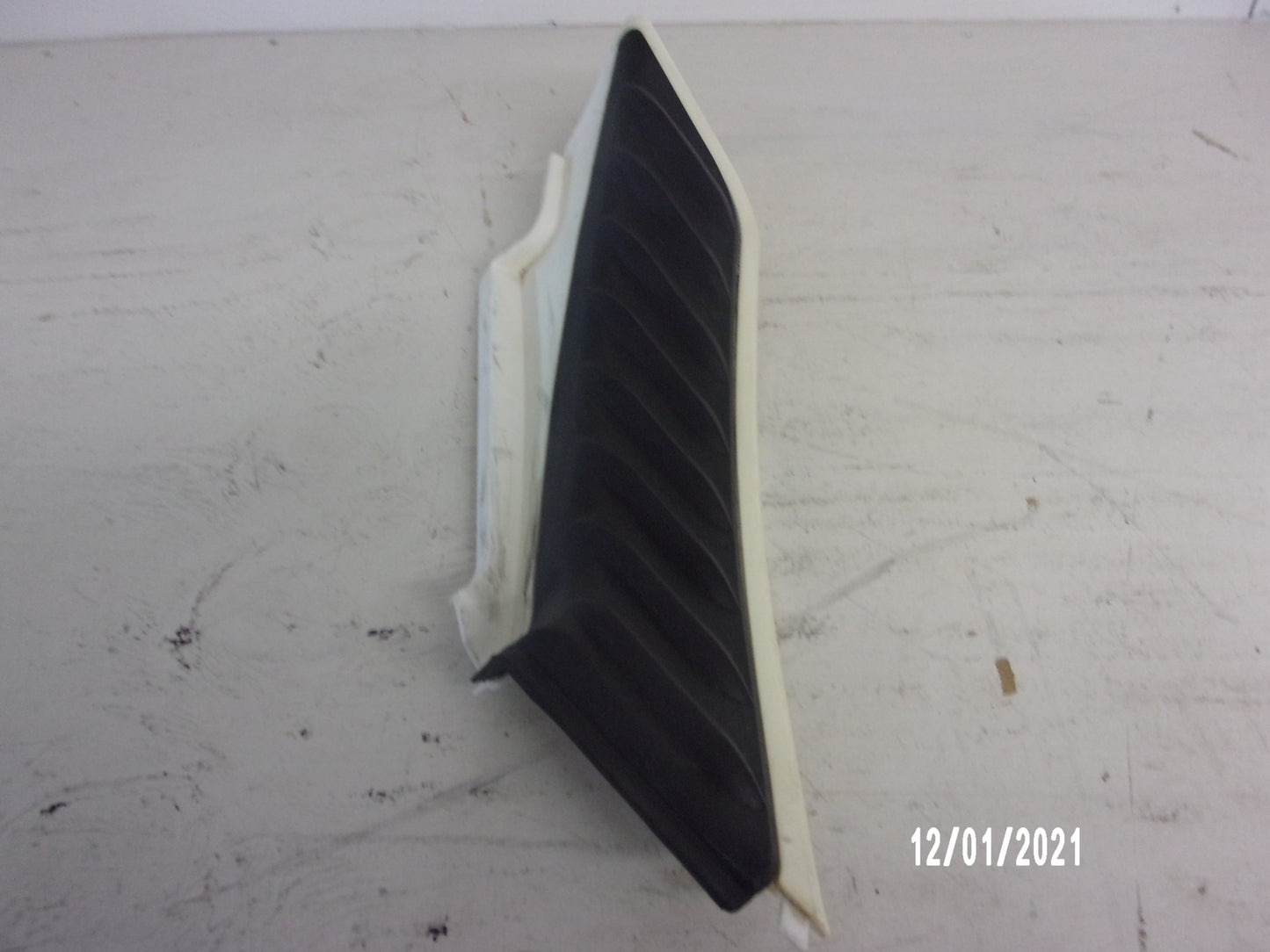 Sea Doo Bombardier PWC 2007-2009 RXP OEM Left Moulding + Knee Pad # 291002462