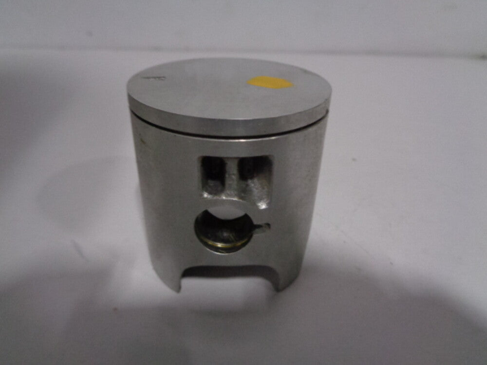 Suzuki Dirt Bike 1986-1988 RM-125 Standard Size OEM Piston 12110-01B41-0F0