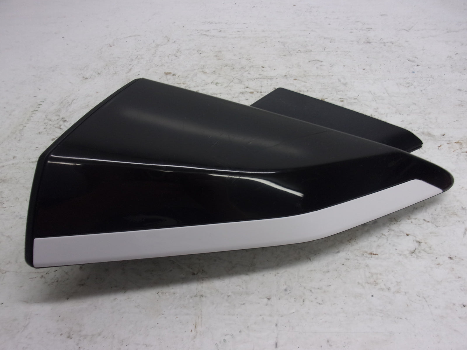Yamaha 2019-2021 FX Cruiser HO OEM Black & White Right Mirror # F3X-U590E