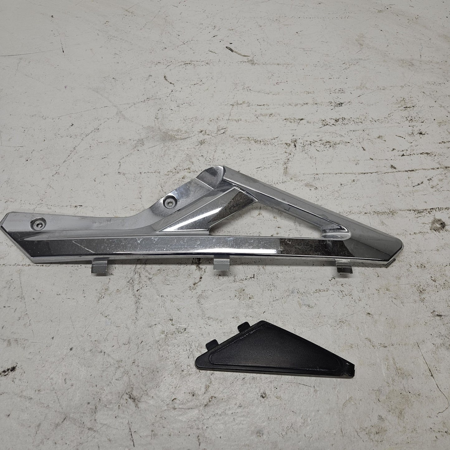 Yamaha WaveRunner 2015-2019 VX VXS VXR LH Chrome Trim + Insert F3P-U377F-00-00