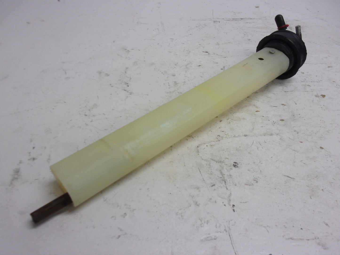 Yamaha WaveRunner 1997-2004 XL WaveVenture Fuel Pickup Part# FJ0-67714-02-00