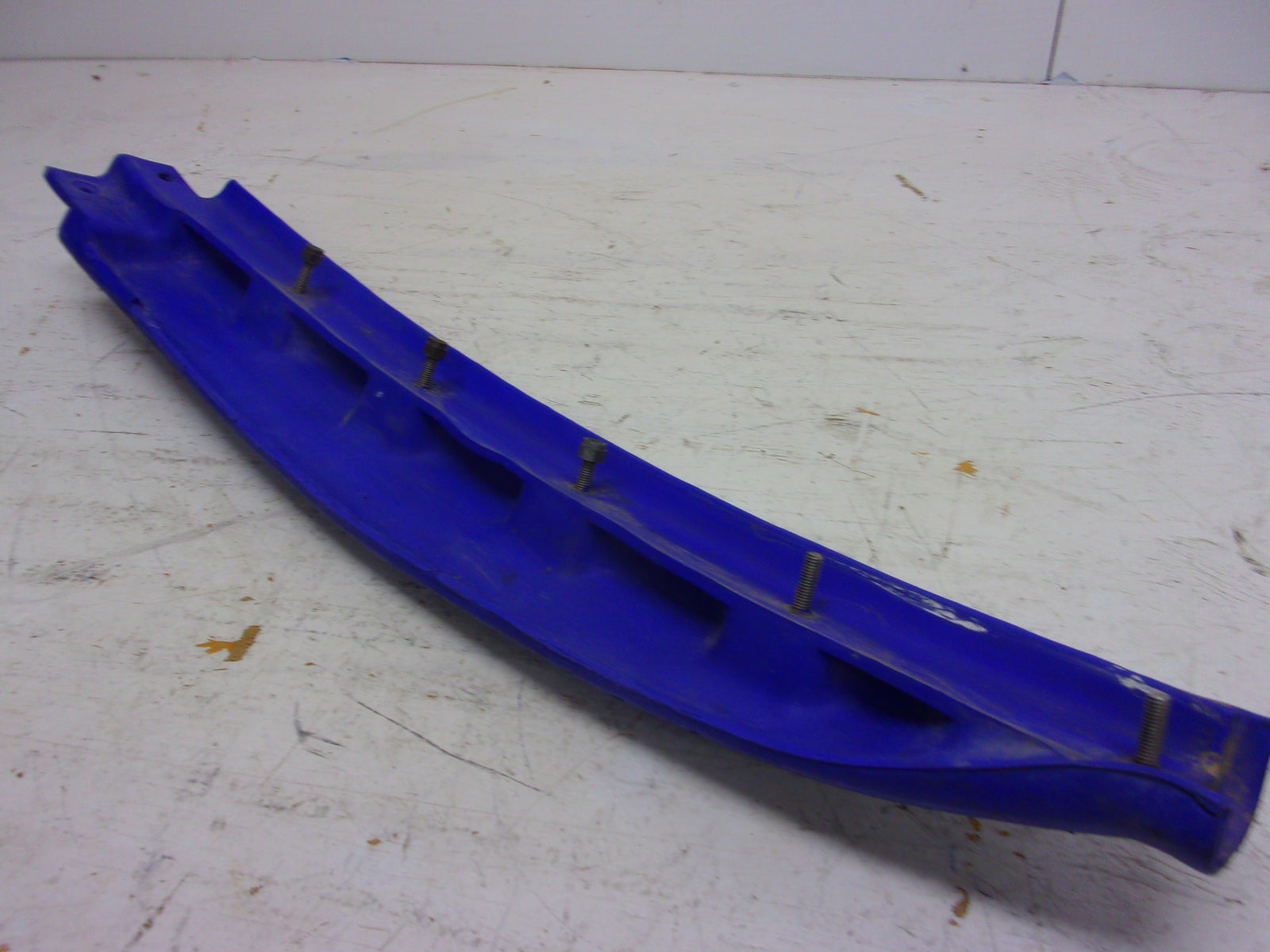 Yamaha Waverunner 1995-1997 WR3 650 OEM Blue Right Side Bumper GE1-U251C-41-00