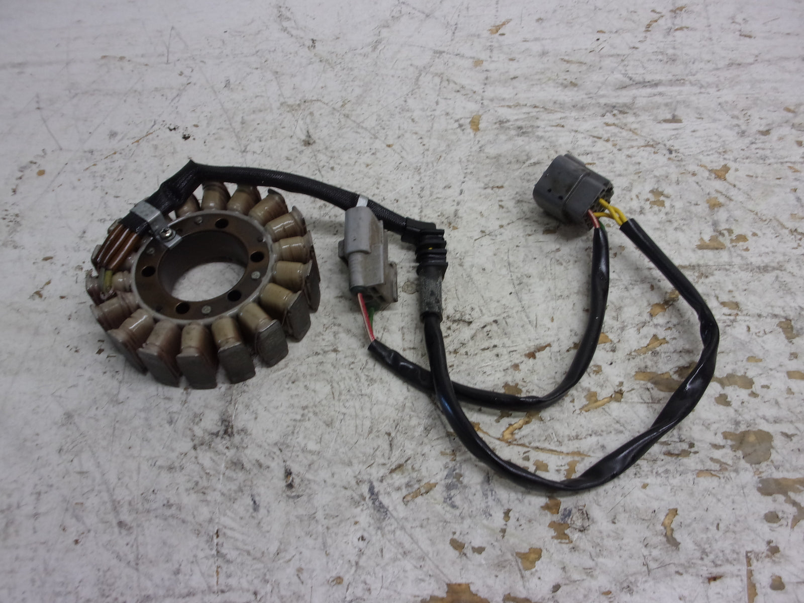 Honda  Aquatraxx 2002-2003 F-12 F-12X OEM Stator / Generator Part# 31120-HW1-671