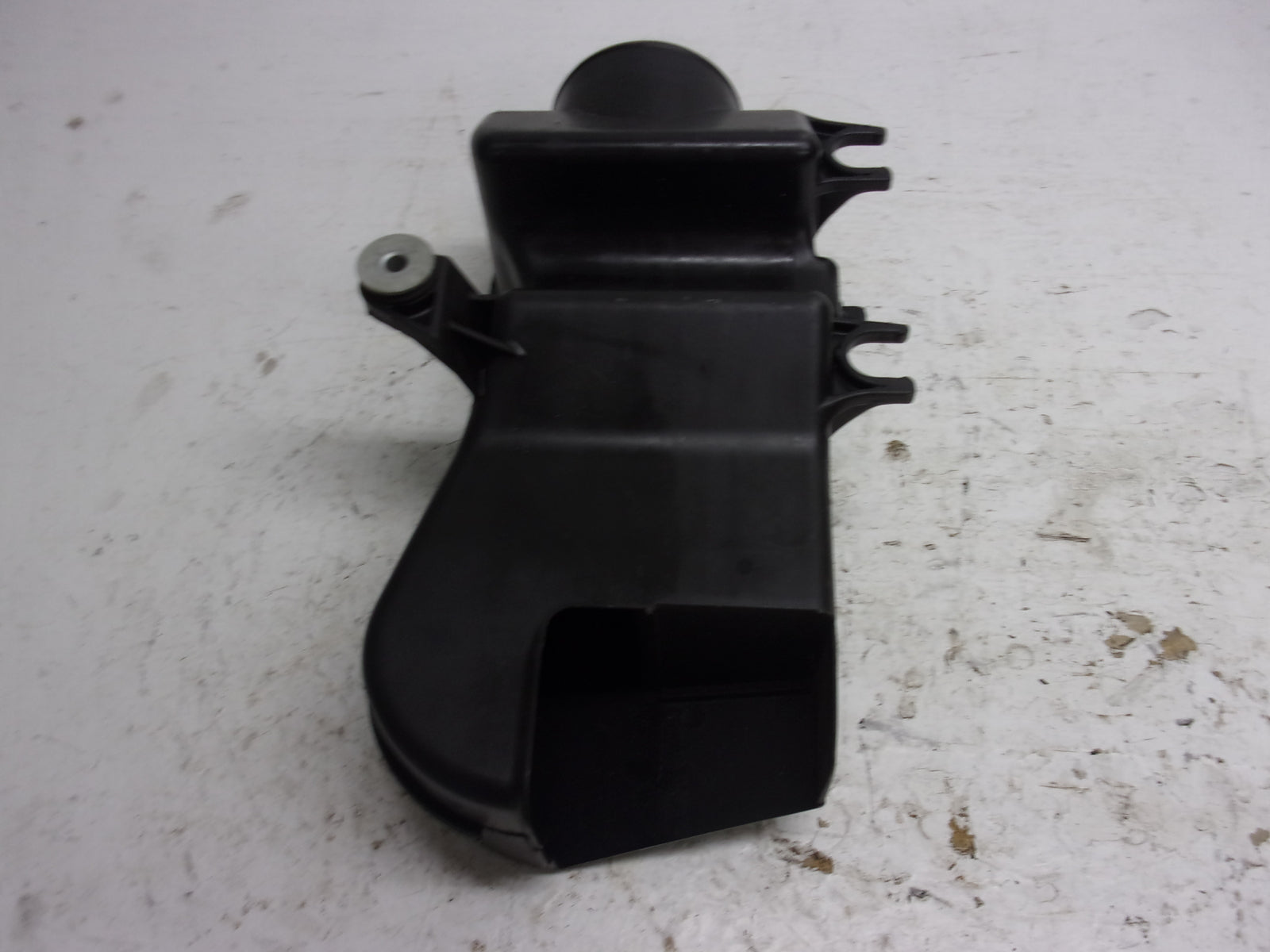Yamaha WaveRunner 1999-2005 XL XLT XA OEM Air Intake Part# 66V-14440-00-00