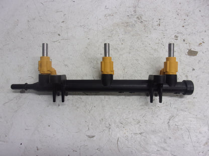 Yamaha 2016-2017 VX V1 EX Barely Used OEM Fuel Rail + Injectors 6EY-13761-00-00