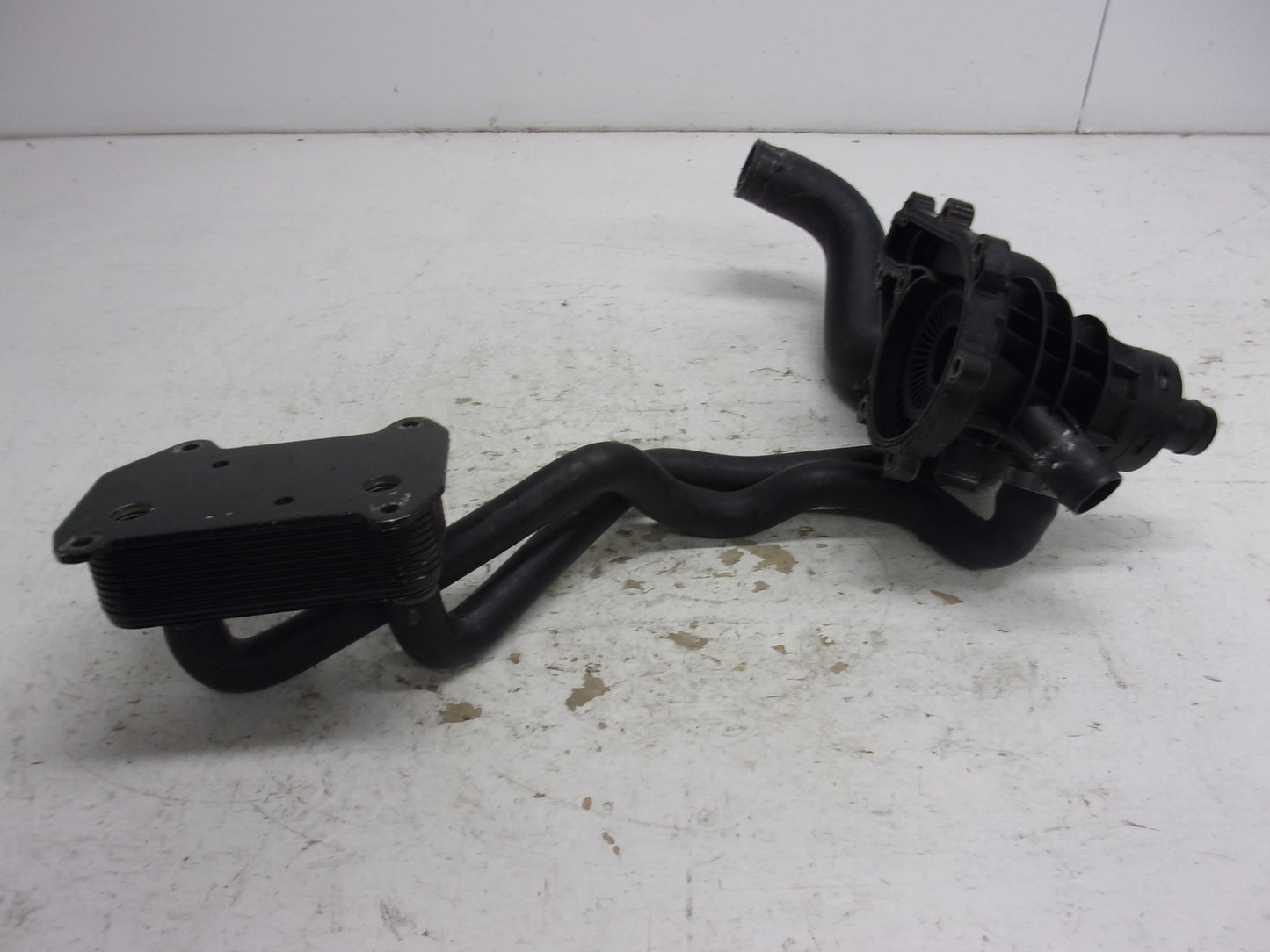 Sea Doo Bombardier 2002 GTX 4-Tec OEM Oil Cooler + Water Pump Housing 290922685