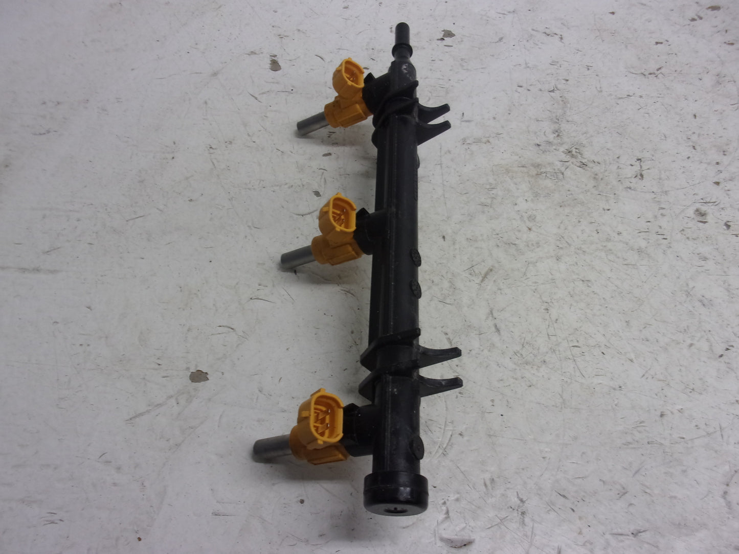 Yamaha 2016-2017 VX V1 EX Barely Used OEM Fuel Rail + Injectors 6EY-13761-00-00