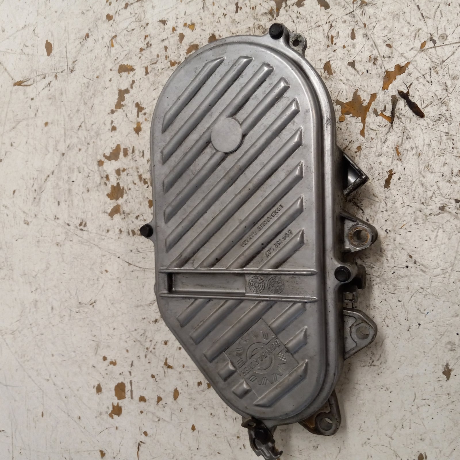 Ski-Doo Snowmobile 2002-2005 Summit MXZ Legend OEM Complete Chaincase 504152062