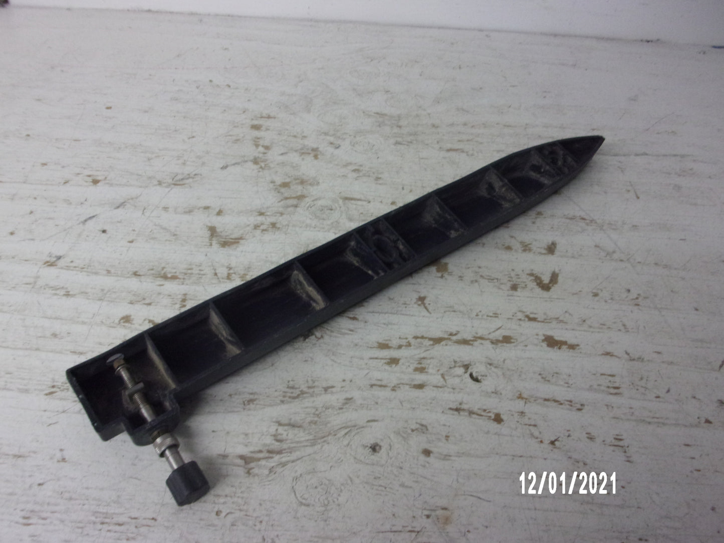 Yamaha WaveRunner 1997-1998 WaveRunner OEM Black Right Sponson GP7-U883P-00-00