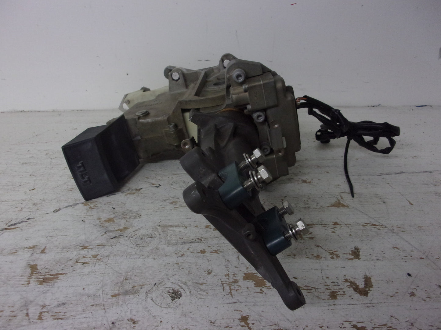 Yamaha Waverunner 2005 FX FXHO OEM Master Steering Assembly # F1S-61400-02-00