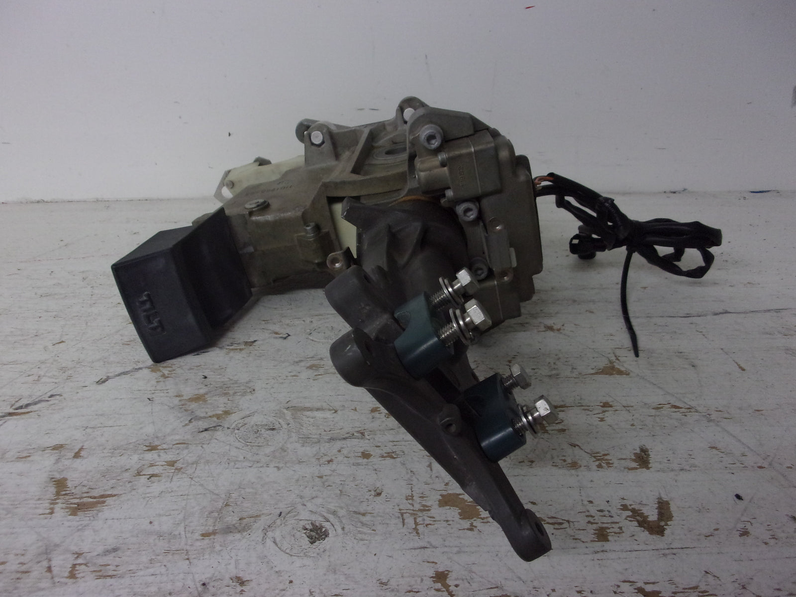 Yamaha Waverunner 2005 FX FXHO OEM Master Steering Assembly # F1S-61400-02-00