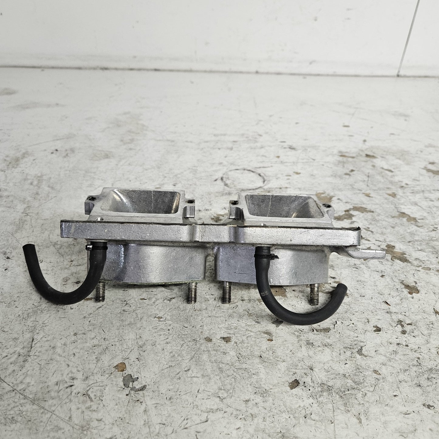 Yamaha 94-95 SuperJet 93-95 WBlaster  94-95 FX1 RIVA Dual Carburetor Manifold