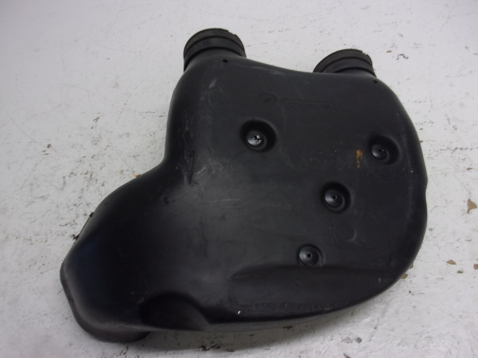 Polaris Snowmobile 2006 RMK Fusion Switchback OEM Intake Boost Box Part# 1203147