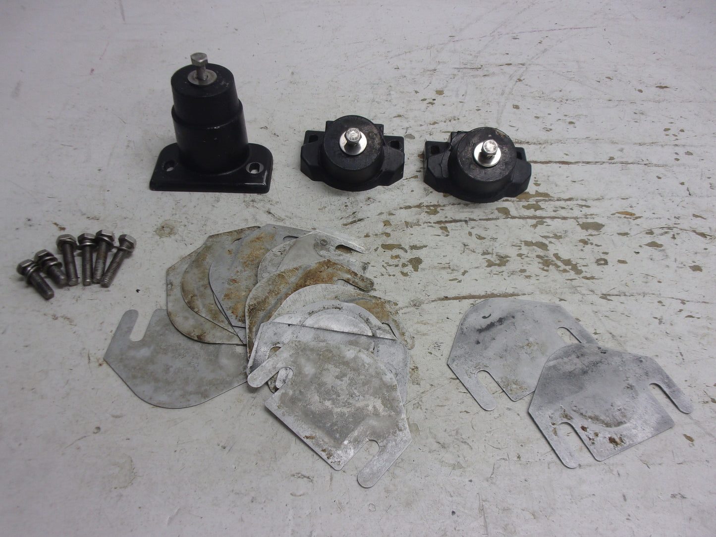 Sea Doo Bombardier PWC 1996 GSX GTX XP Engine Mount Set # 270000220