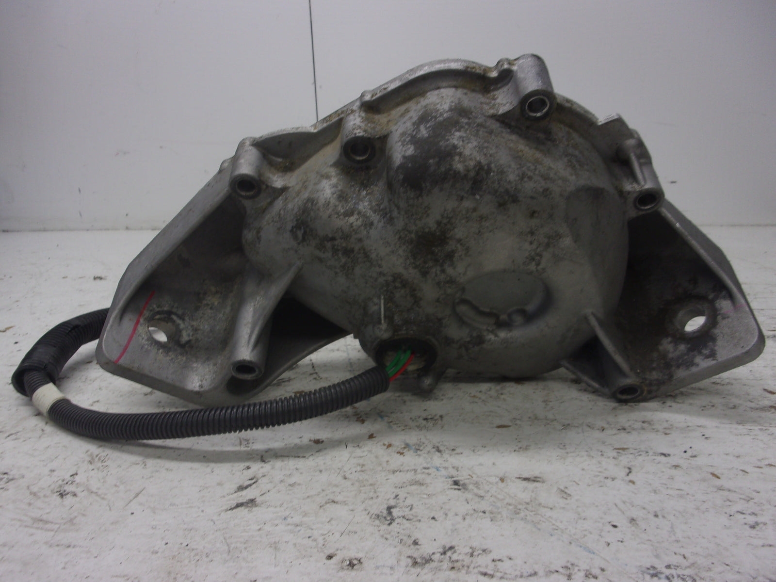 Yamaha Waverunner 2004-2008 FXHO FX1100 Flywheel Cover + Stator 6B6-81337-00-94