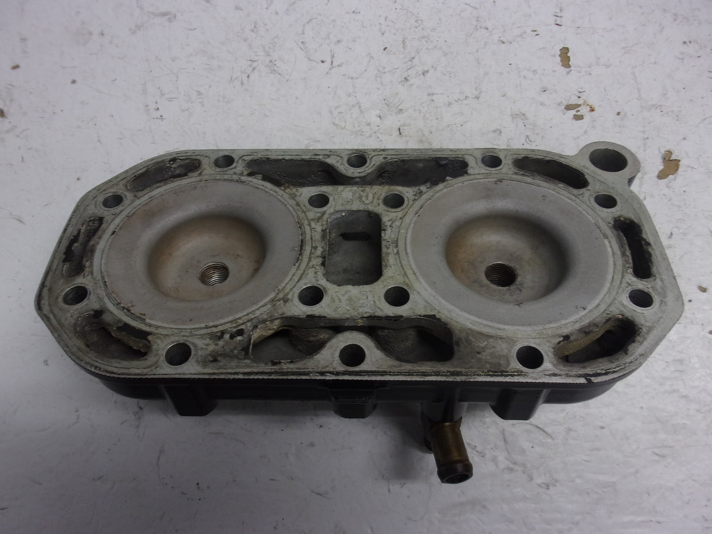 Kawasaki PWC 1991-1995 X2 TS SC Jet Mate 650SX OEM Cylinder Head # 11001-3716
