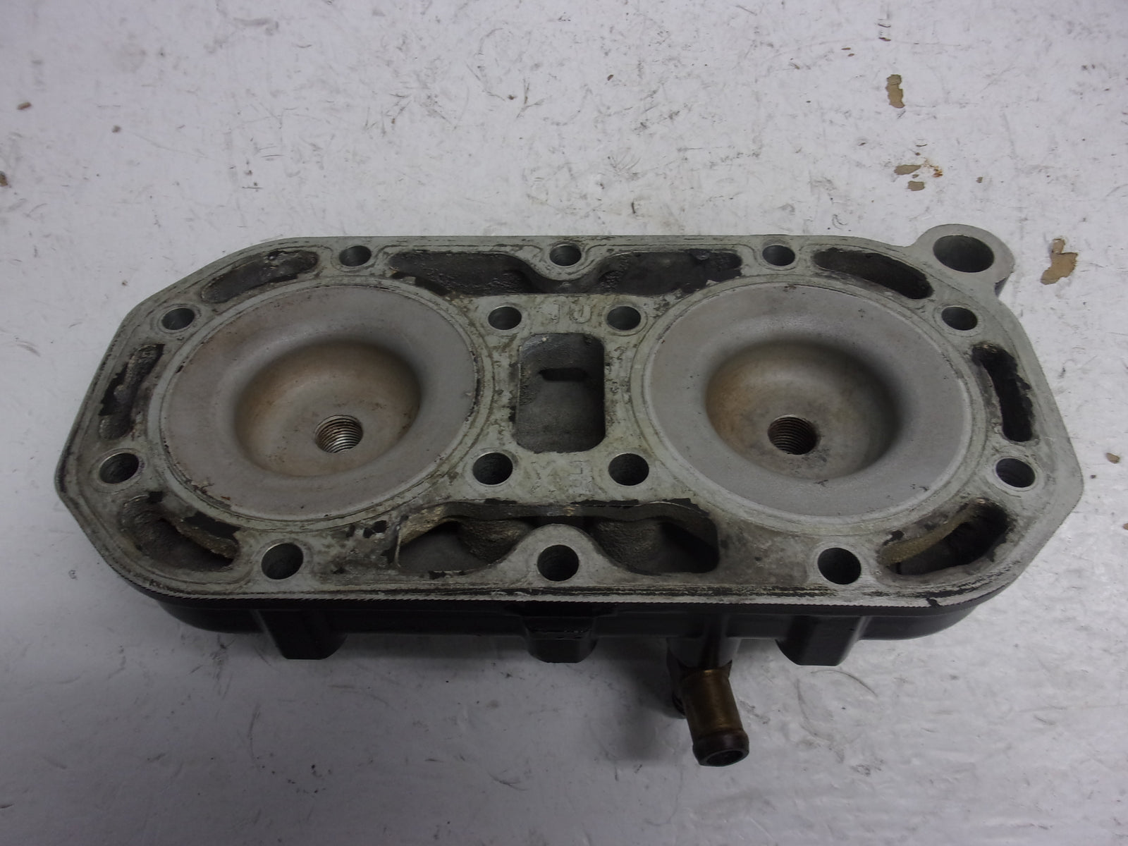 Kawasaki PWC 1991-1995 X2 TS SC Jet Mate 650SX OEM Cylinder Head # 11001-3716