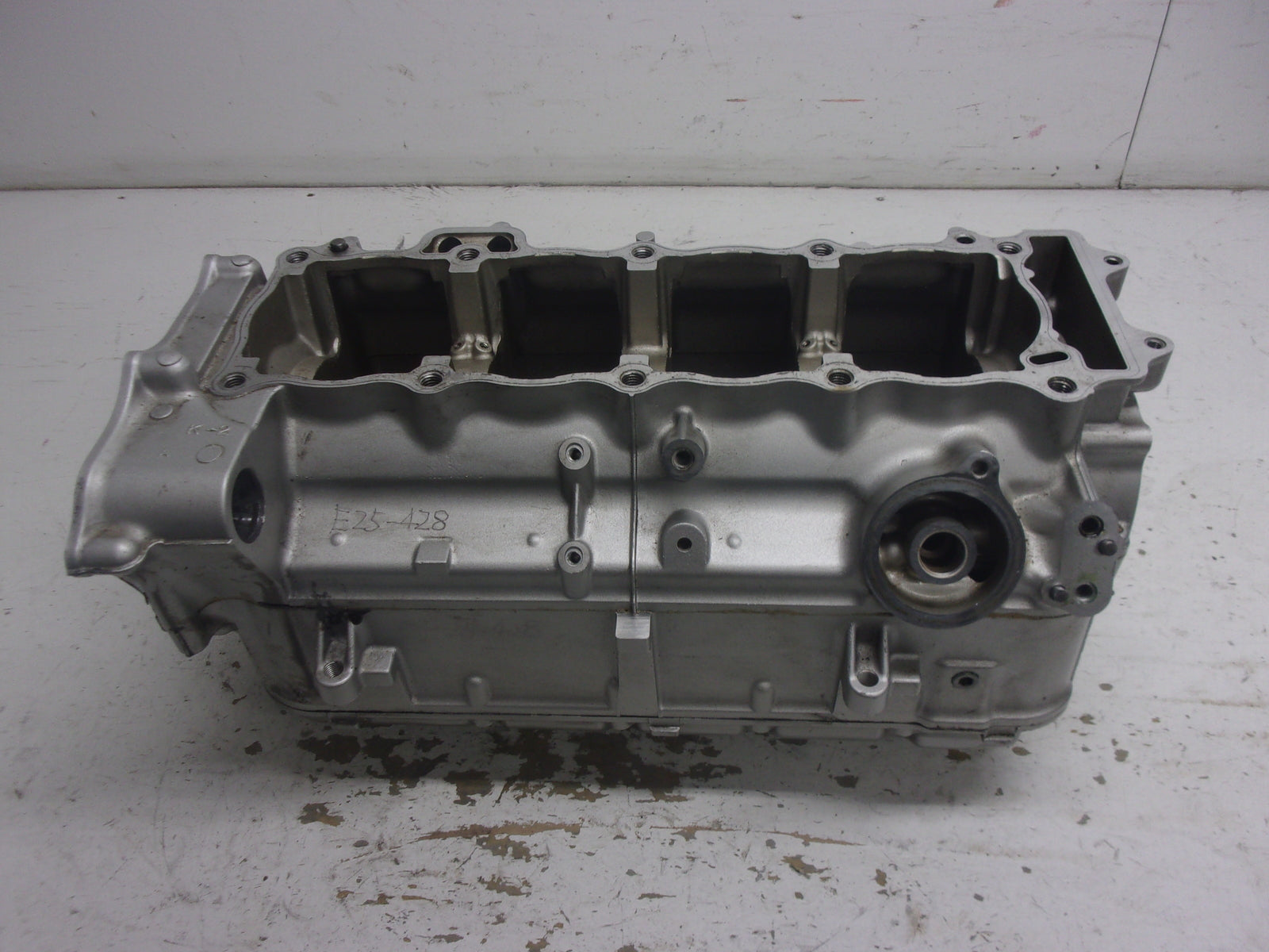 Kawasaki Jet Ski 2004-2011 STX-12F/15F Ultra LX OEM Crankcase Part# 14001-3743